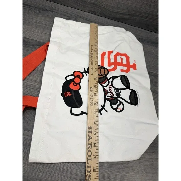 San Francisco Giants Hello Kitty canvas tote bag Limited Edition SGA Travel - Picture 5 of 7